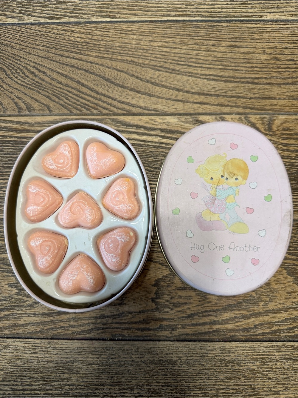 VTG 1989 Precious Moments Pink Heart Hand Soaps - Hug One Another